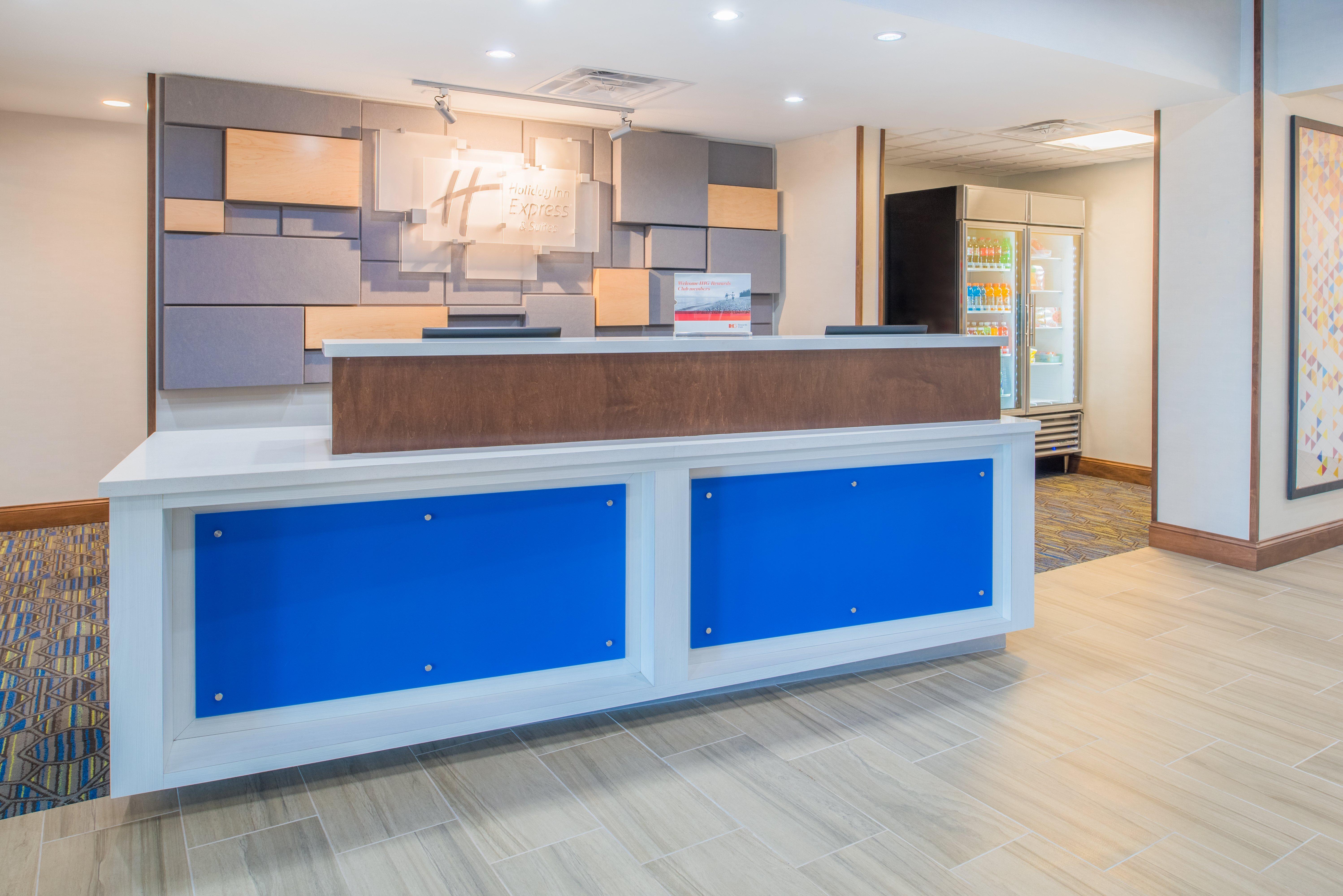 Holiday Inn Express Hotel & Suites Bismarck By Ihg Eksteriør bilde