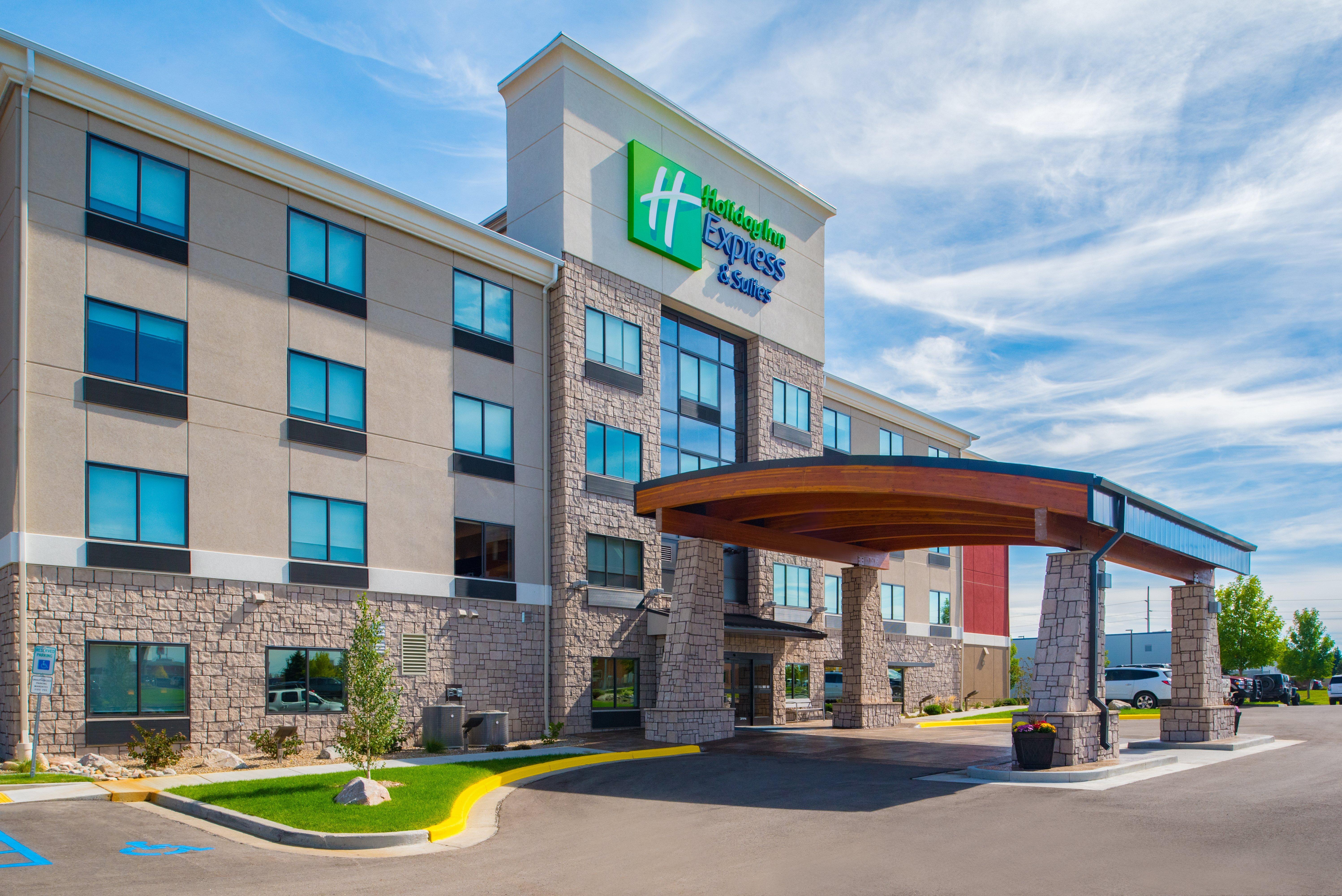 Holiday Inn Express Hotel & Suites Bismarck By Ihg Eksteriør bilde